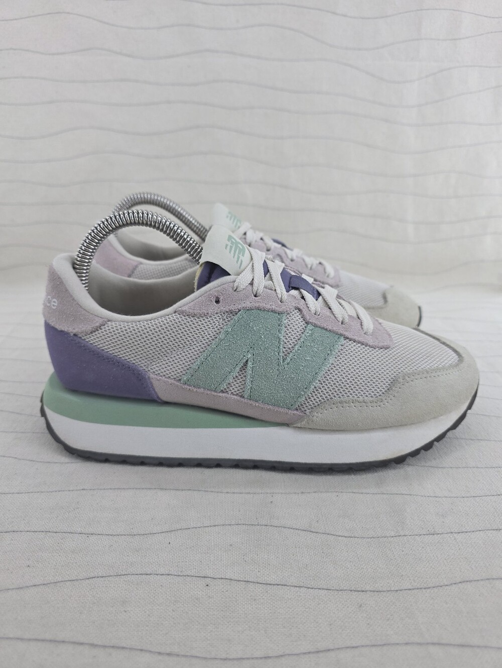 New Balance Womens 237 The Intelligent Choice Pastel Multicolor Shoes Size 7 B